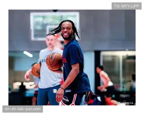 加兰场均24.1分7.6助攻 加盟快船后三分命中率52% 加兰场均24.1分7.6助攻 加盟快船后三分命中率52%